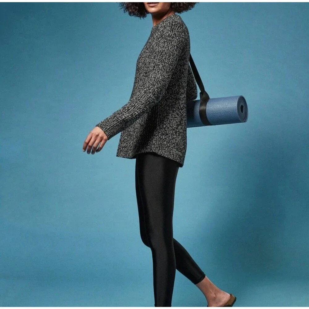 Athleta Sierra Crew Black/White Marled Wool Blend Knit Sweater Size Medium